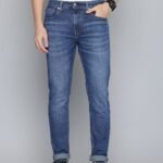Levis Men 512 Slim Tapered Fit Light Fade Stretchable Jeans